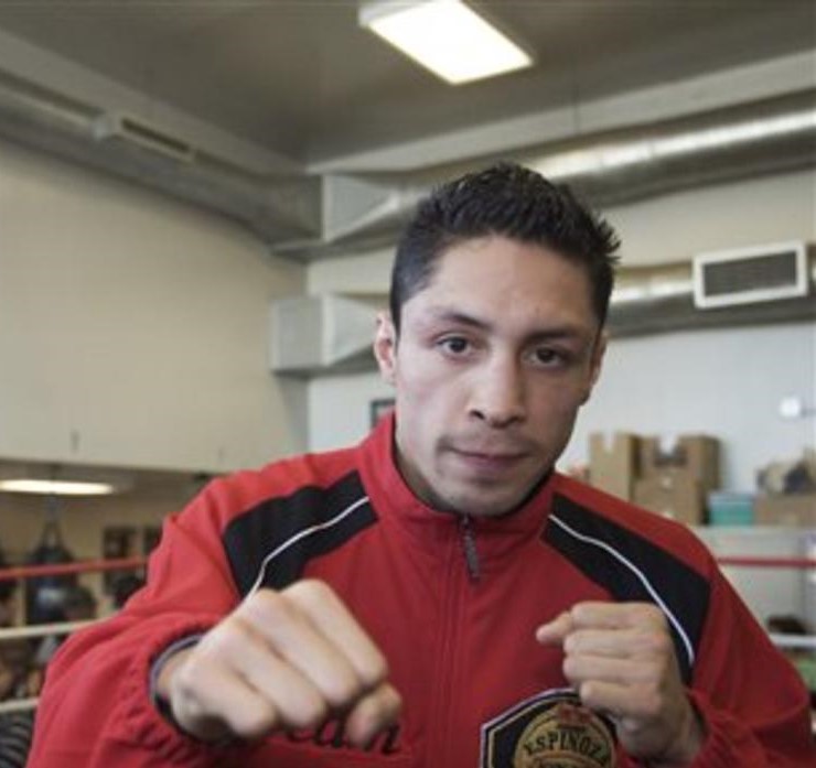 Israel Vásquez: “A veces sobrevaloran a los boxeadores”