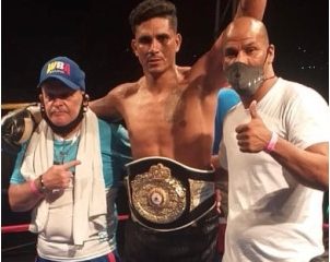 Venezolano Dervin Colina reemplaza a Jean Pascual en pelea titular