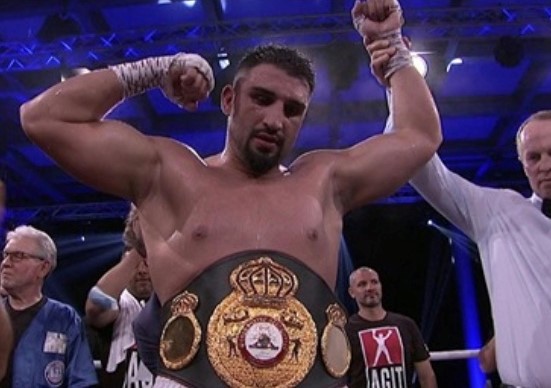 Kabayel defendería su título ante Nelson Hysa en Düsseldorf