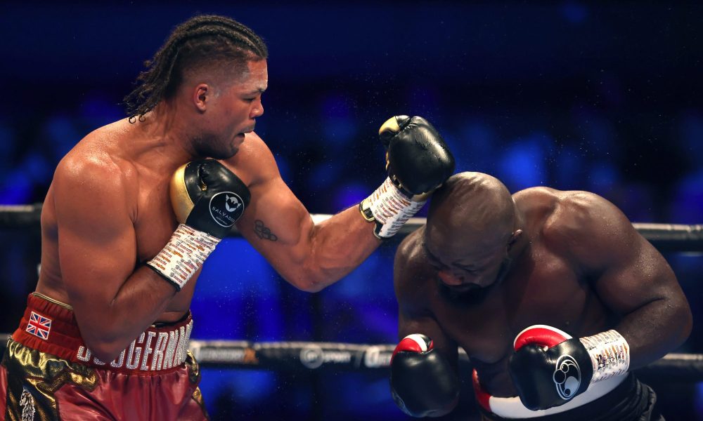 El invicto británico Joe Joyce vino de menos a mas y comenzó a soltar su artillería en el sexto round para liquidar al camerunés Carlos Takam quien le dio dura batalla en la pelea estelar del evento presentado en la Wembley Arena, en Londres.  