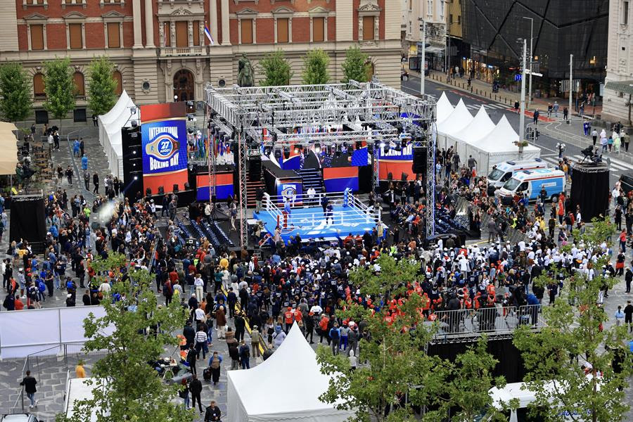 La familia mundial del boxeo celebró el Día Internacional del Boxeo con más de 50 Federaciones Nacionales que forman parte de la Asociación Internacional de Boxeo (AIBA) que dirigió las celebraciones desde Belgrado, Serbia.