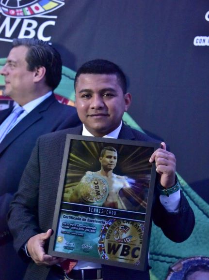 Chocolatito afirma que está próximo al retiro