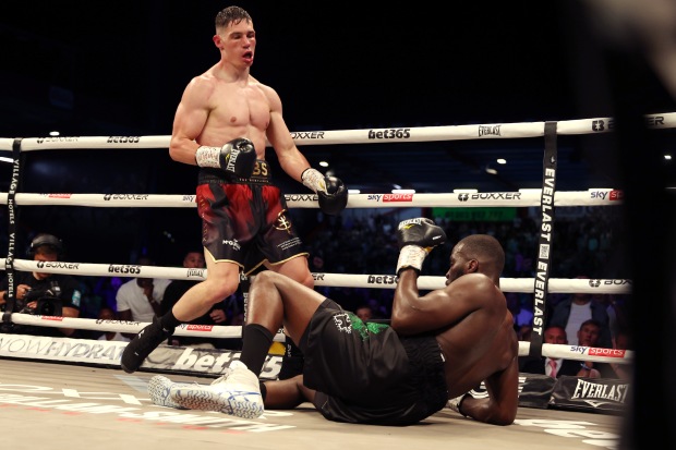 Chris Billam-Smith destronó a Lawrence Okolie