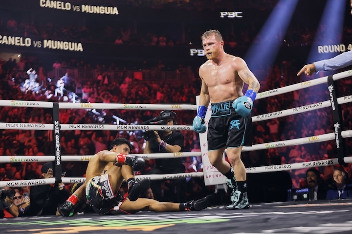 Canelo retuvo su faja en emocionante y dura guerra