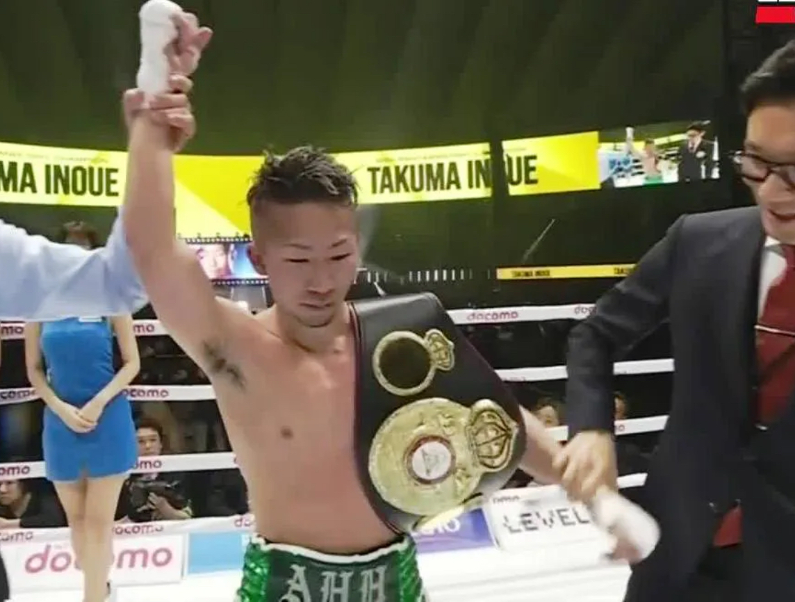 Noche perfecta para el boxeo japonés.