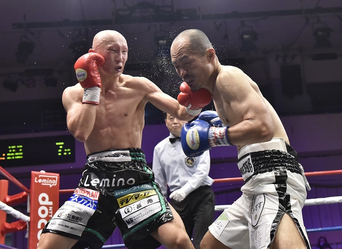 Matsumoto retuvo su faja pluma ante Fujita en Tokio.