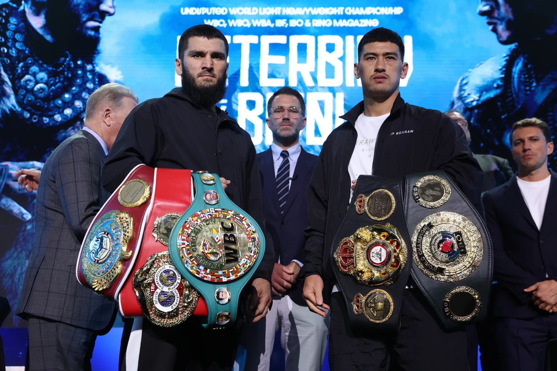 Beterviev-Bivol: Un combate 50% - 50%.