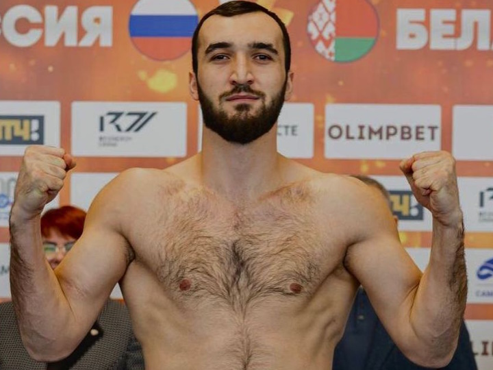 Gadzhimagomedov retuvo su faja Bridger en Rusia