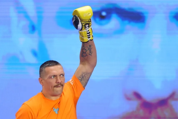 Reconocimiento unánime para Usyk como el mejor libra por libra