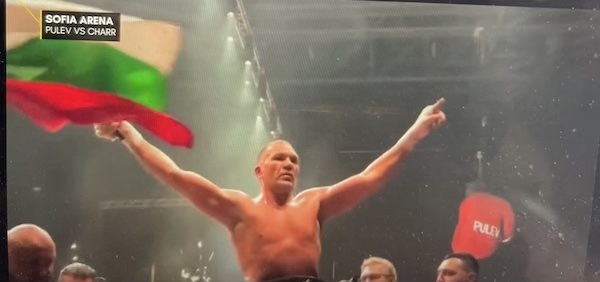 Kubrat Pulev puso fin al "reinado" de Charr