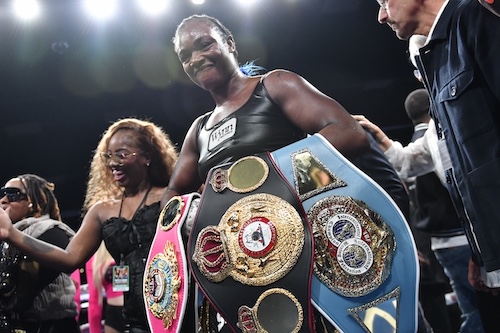 Claressa Shields se convirtió en campeona indiscutida