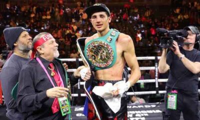 Fundora deja vacante faja OMB para pelear contra Tszyu