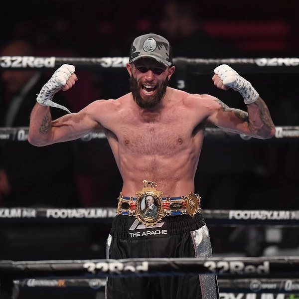 Cacace prefirió abandonar su faja para pelea con Wood