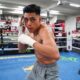 Angelo Leo expone su faja ante Tomoki Kameda en Osaka