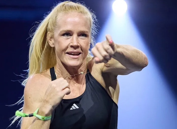 Holly Holm regresa victoriosa