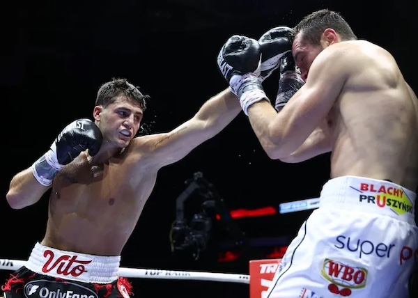Vito Mielnicki Jr. domina al polaco Kamil Gardzielik. 