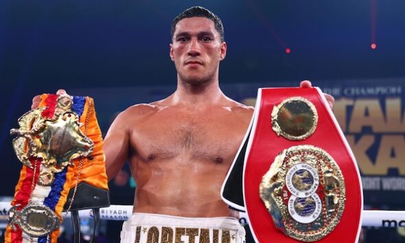 Opetaia liquida a Squeo y quedó listo para "El Zurdo"