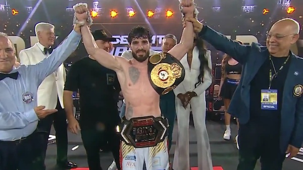  Bachkov liquidó a Ndongeni y gana faja continental WBA.