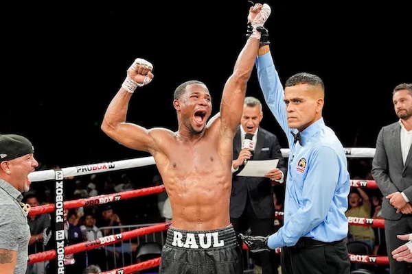 Dominicano García sorprendió al mexicano Moreno en Kissimmee