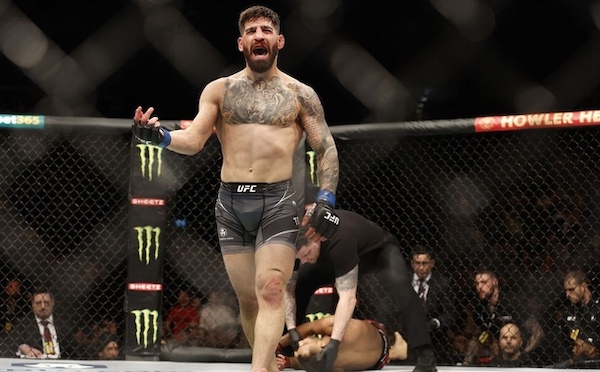 Ilia Topuria evalúa incursionar en el boxeo