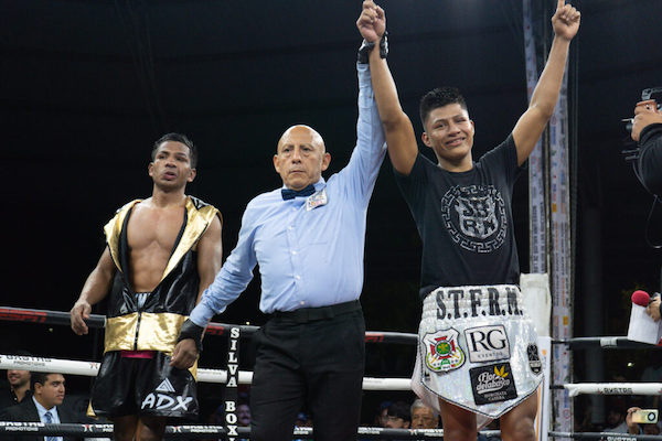 “Tachi” Rojas se impone  a su tocayo en CDMX.