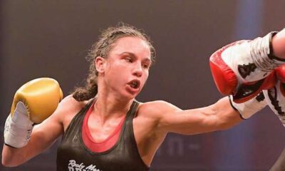 Sarah Bormann unifica títulos con polémica victoria.