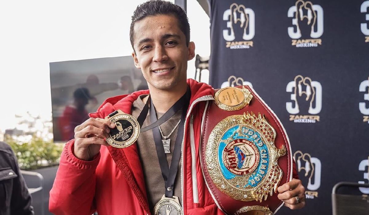 Espinoza aspira ser profeta en su tierra.