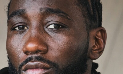 Crawford se retira invicto rumbo al Salón de la Fama.