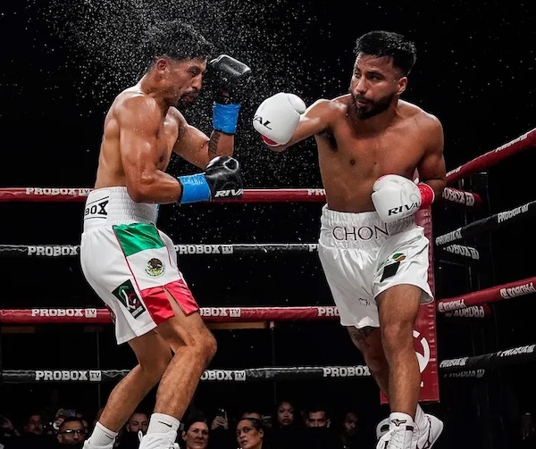 Ramón Cárdenas fulminó a Erik Robles.