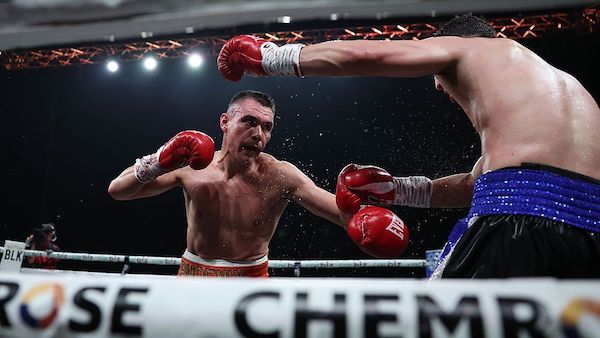 Tim Tszyu reaparece con victoria en Sidney.  