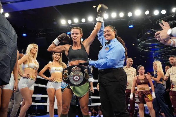 Téllez y Artiga victoriosos en Orlando