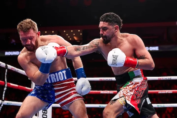 Raúl Curiel supera a Jordan Panthen 