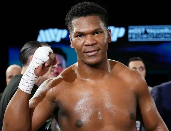 Dainier Pero resolvió rápido ante Mario Aguilar