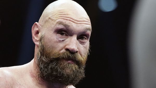 Tyson Fury insinúa que regresa al boxeo