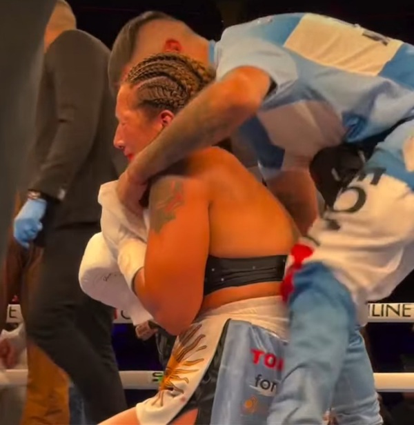 “Sos grande, querida Soledad”. La argentina conquista título WBA a los 45.