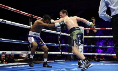 Jack Turner detiene a Juan Carlos Martínez  