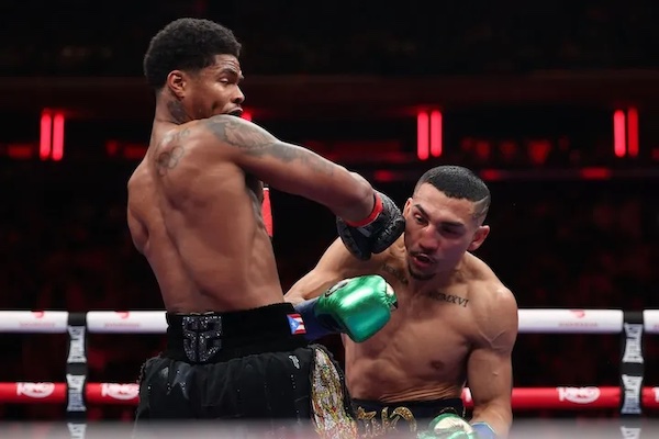 Shakur Stevenson dio clase magistral a Teófimo López
