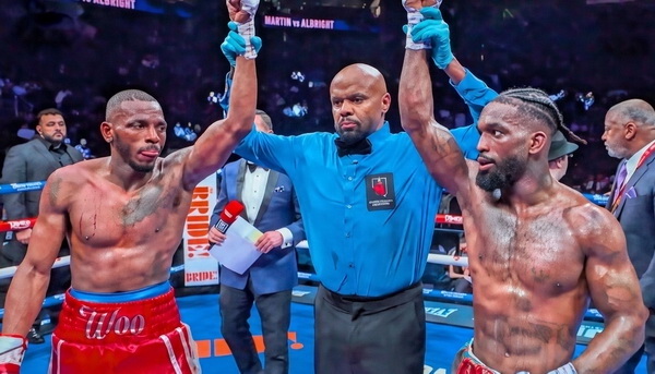 Martin y Albright empatan en fogoso combate