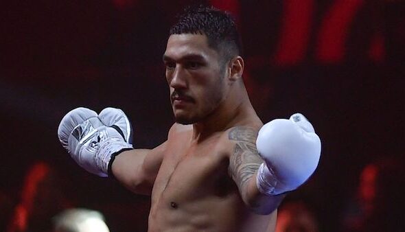 Opetaia derrota a Glanton y termina convertido en un “campeón de la nada”