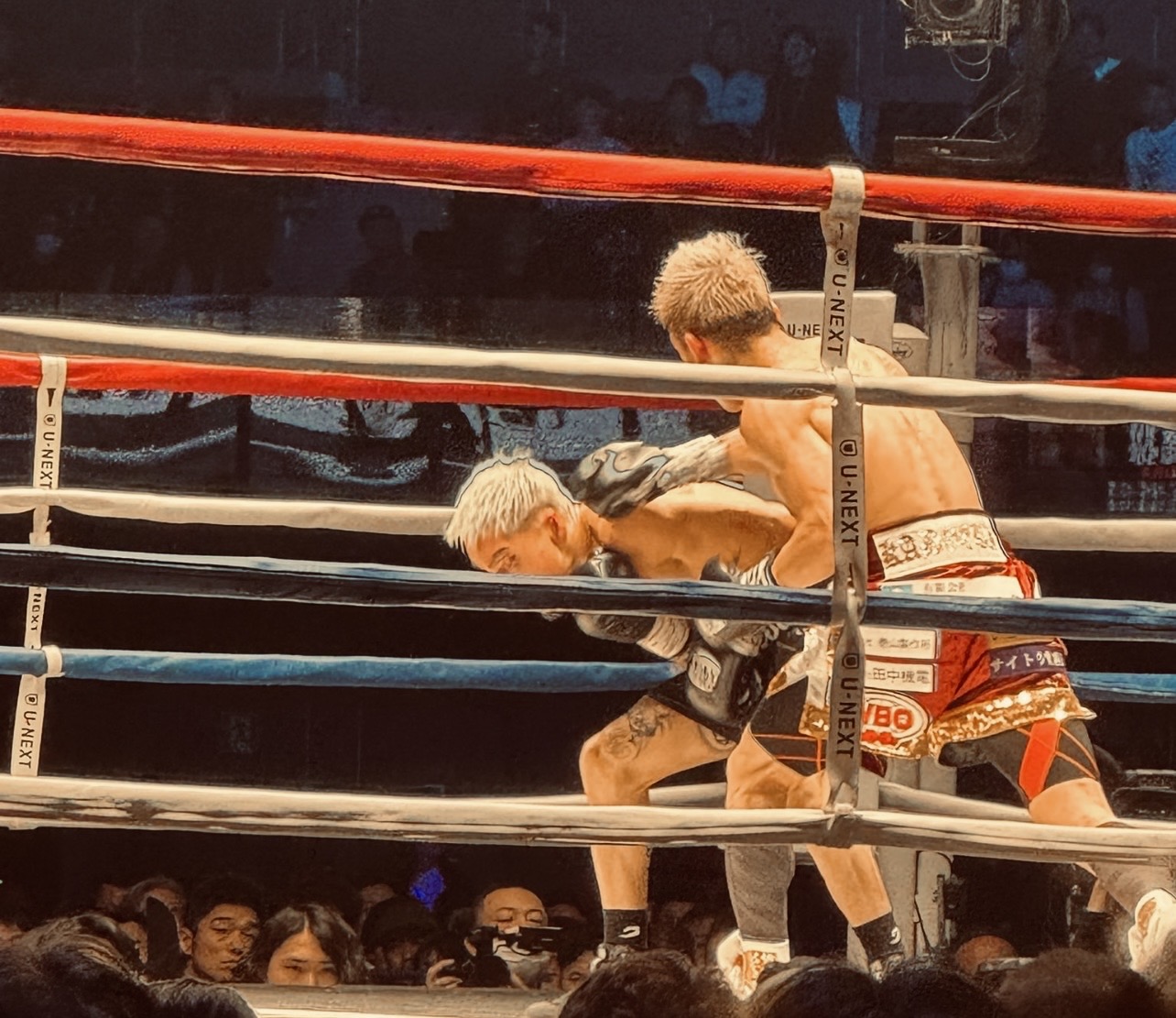 Matsumoto y Olascuaga retienen sus fajas