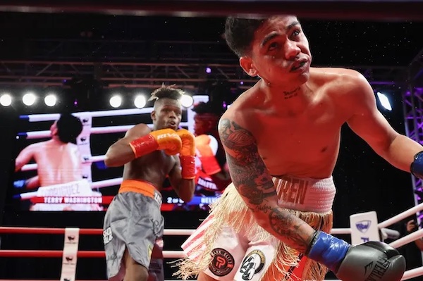 Terry Washington acabó con Eduardo Reyes en dos asaltos.