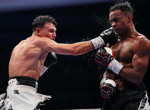 George Liddard retiene los títulos británico y Commonwealth