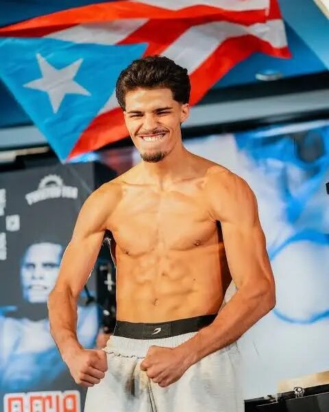 Zayas decide bailar con la mas fea. Enfrentará a Ennis en NYC.