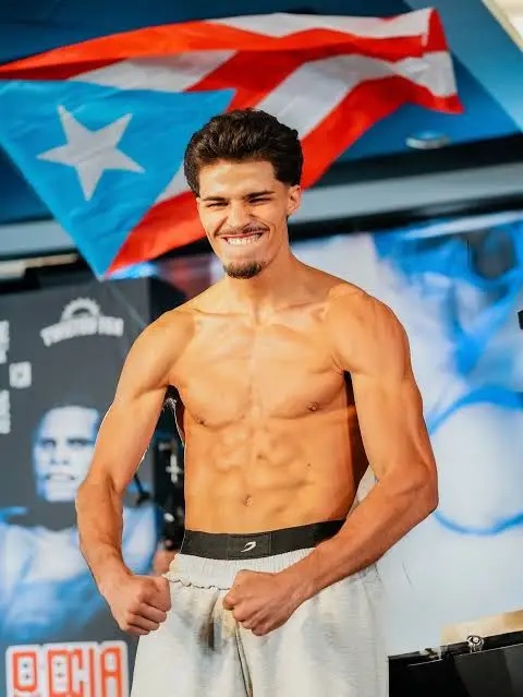 Zayas decide bailar con la mas fea. Enfrentará a Ennis en NYC.