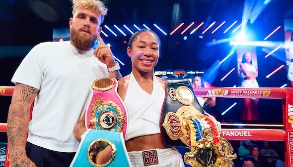 Alycia Baumgardner retiene sus títulos ante Bo Mi Re Shin