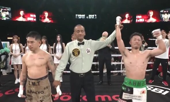 Takuma Inoue le marca el retiro a Kazuto Ioka.