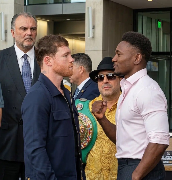 Canelo y Mbilli analizan su pelea en rueda de prensa