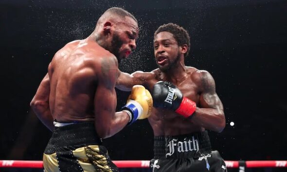 Keyshawn Davis se impuso facilmente a Nahir Albright