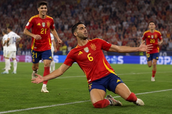 España sobrevive al desafío belga y entra en semifinales.