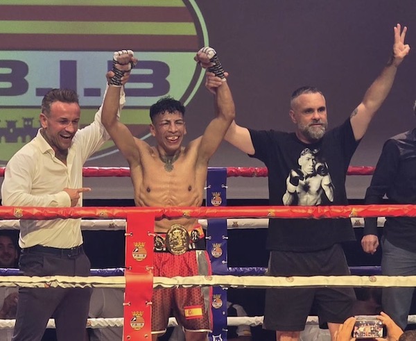 Condori derrotó a García y se coronó campeón de España